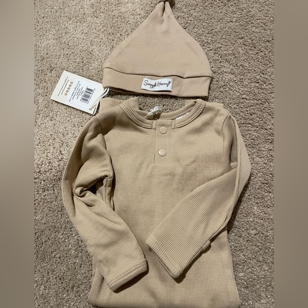 Snuggle Hunny Organic Growsuit onesie